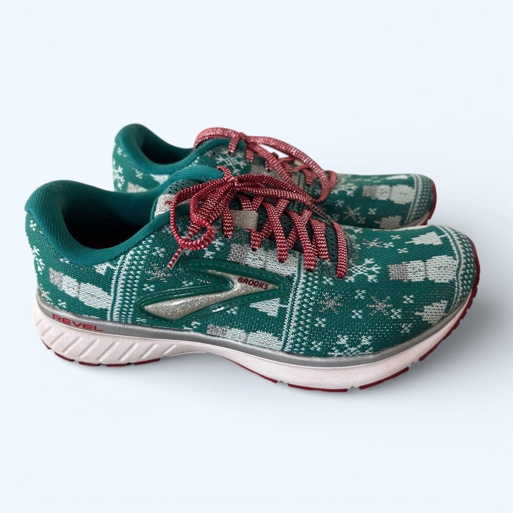 Brooks Revel 3 Merry Christmas Ugly Sweater Running Shoes Green Women’s size 6 - Picture 13 of 13